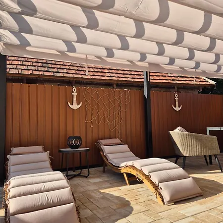 Poroszlove Apartman Poroszló