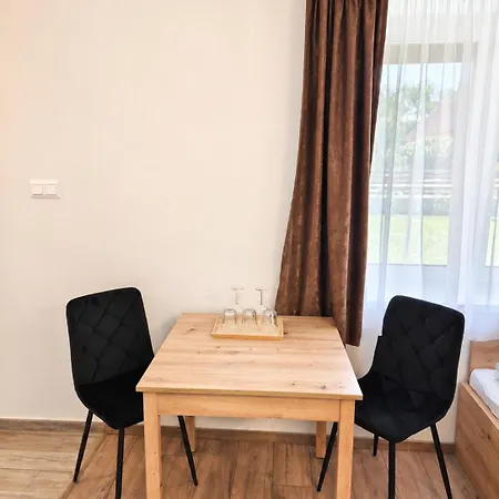Poroszlove Vendeghaz