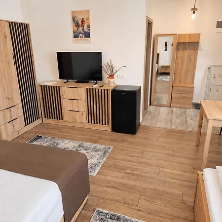 Poroszlove Vendeghaz Apartment *