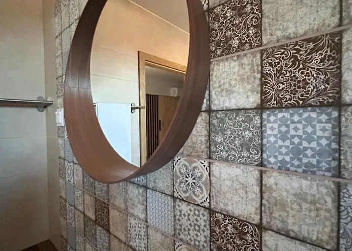 Poroszlove Vendeghaz דירה *