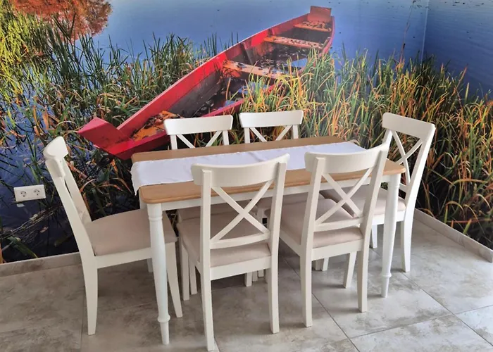 Poroszlove Vendeghaz דירה