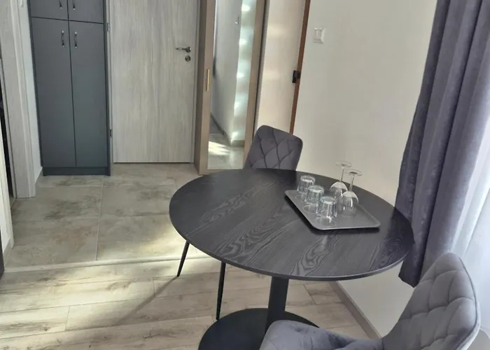 Poroszlove Vendeghaz *